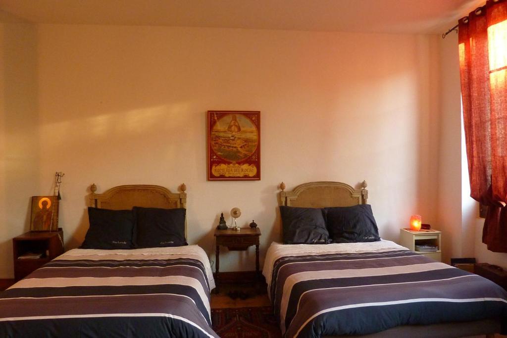 Le Dormeur Du Val Acomodação com café da manhã Le Mas-dʼAgenais Quarto foto