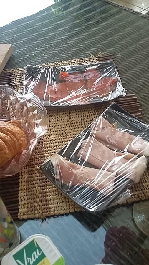 Le Dormeur Du Val Acomodação com café da manhã Le Mas-dʼAgenais Exterior foto