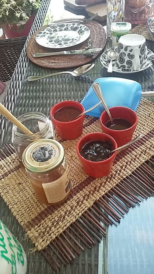 Le Dormeur Du Val Acomodação com café da manhã Le Mas-dʼAgenais Exterior foto